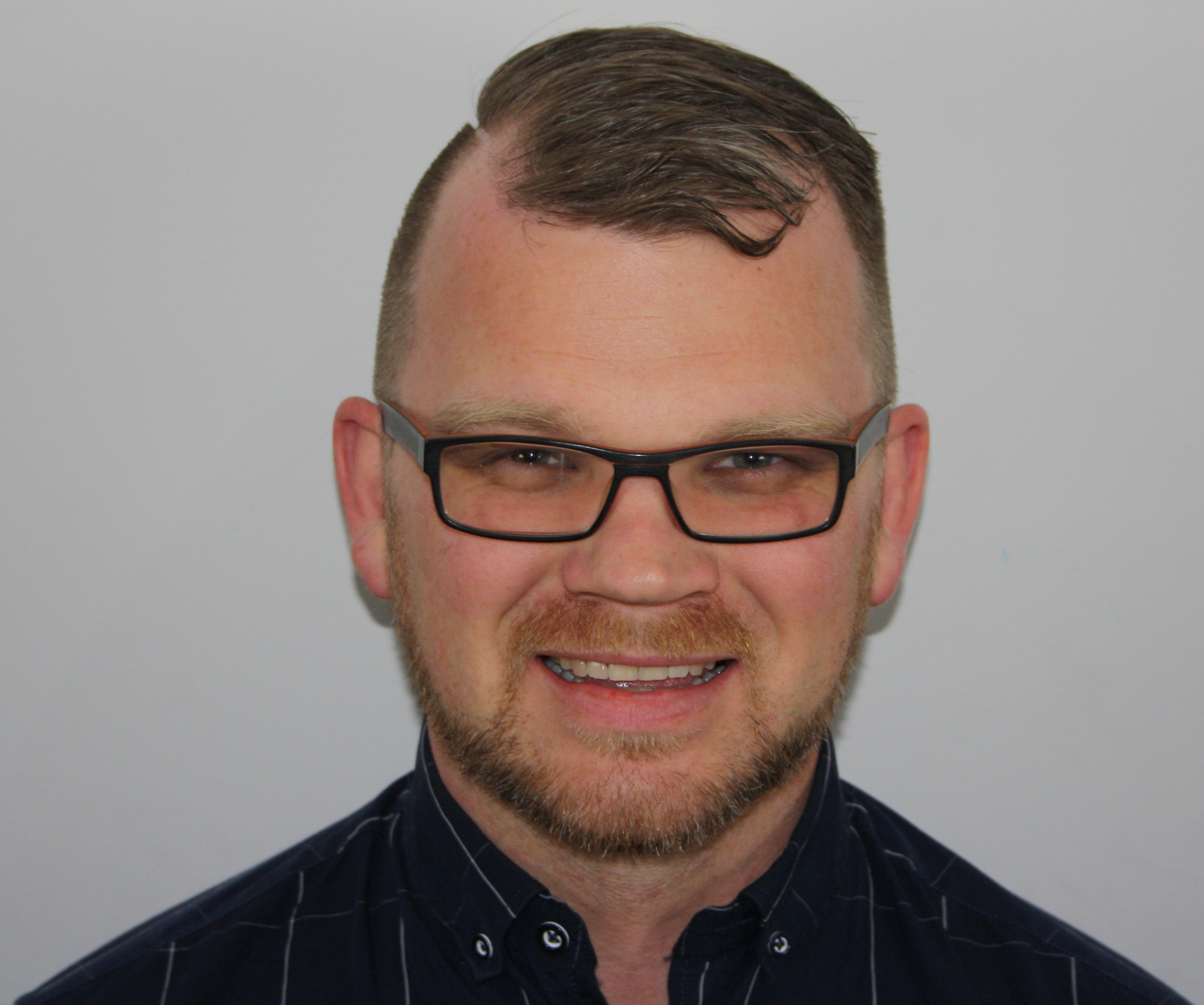 Aaron Whybrow, RN, DipFMBM, BN, MBA Managing Director Diagnostics and Finance