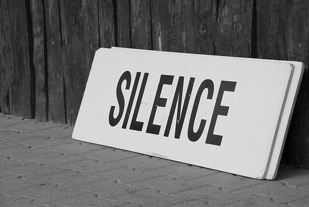 Top 5 types of silence... The Big Smoke